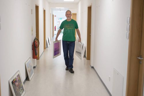 Verteilen im Flur
