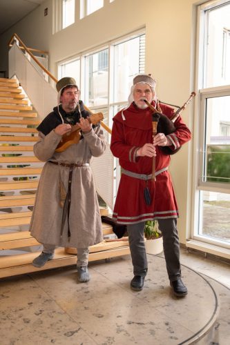 Mittelaltergruppe der Burglandschaft 